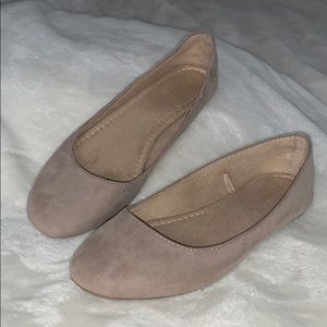 NWOT Old Navy Tan Suede Like Flats Shoes